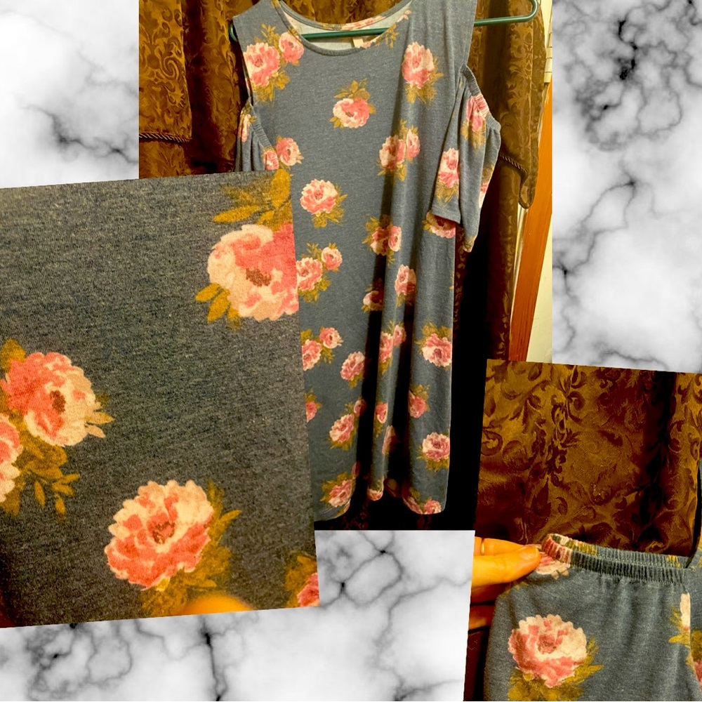 Size L- Open shoulder super cute dress!